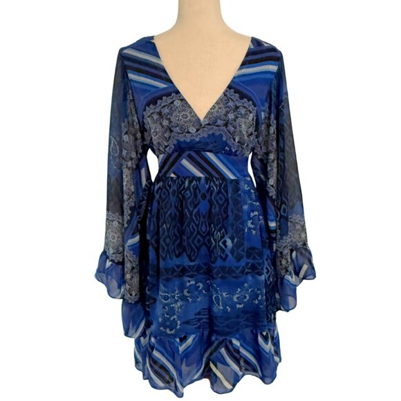 Betsey Johnson Size 14 Blue Boho Dress Bell Ruffle Long Sleeves V-Neck Pattern - Picture 2 of 10